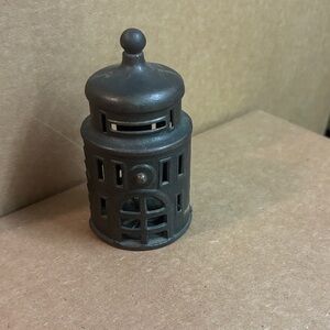 Vintage-Kenton Fort still bank